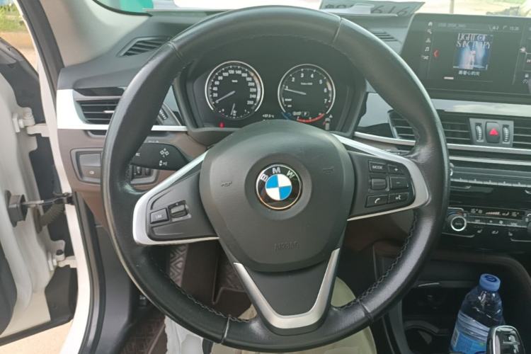 Used BMW X1 2020 sDrive25Li Leading Model Steering Wheel