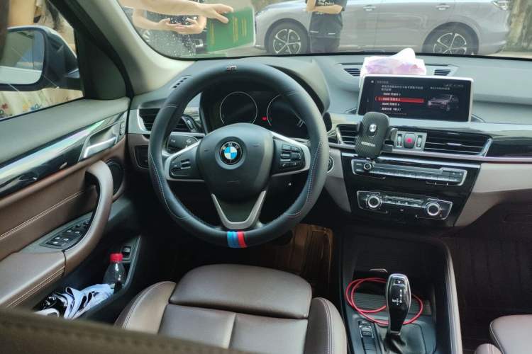 Used BMW X1 2020 sDrive20Li Fashion Model Steering Wheel