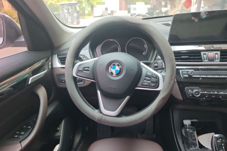 Used BMW X1 2020 sDrive25Li Leading Model Steering Wheel
