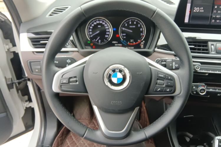 Used BMW X1 2020 sDrive25Li Leading Model Steering Wheel