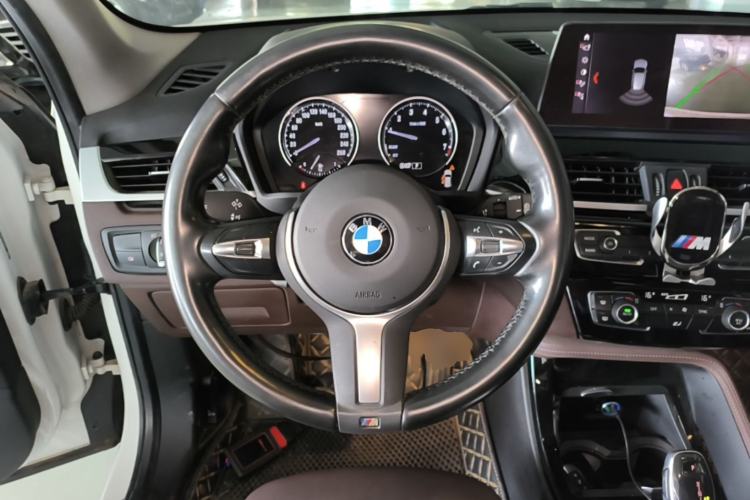 Used BMW X1 2020 sDrive20Li Premium Edition Steering Wheel