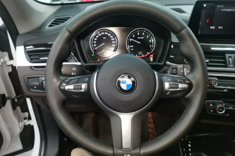 Used BMW X1 2020 xDrive25Li Luxury Edition Steering Wheel