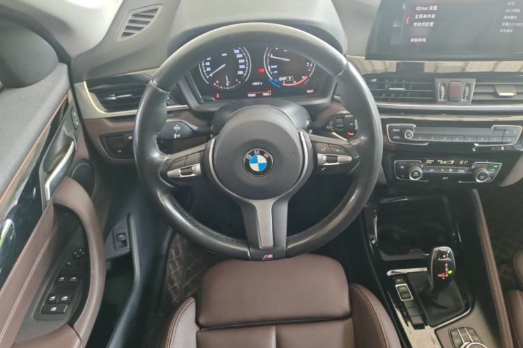 Used BMW X1 2020 sDrive20Li Premium Edition Steering Wheel