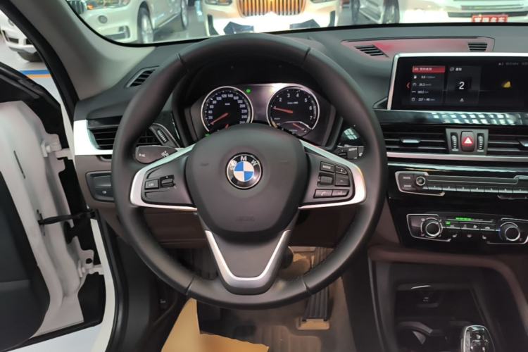Used BMW X1 2020 sDrive20Li Fashion Model Steering Wheel