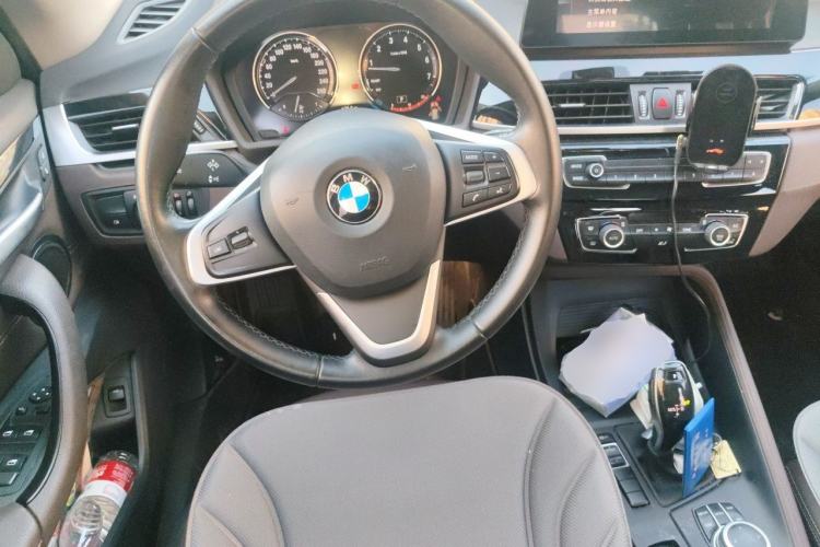 Used BMW X1 2020 sDrive25Li Leading Model Steering Wheel
