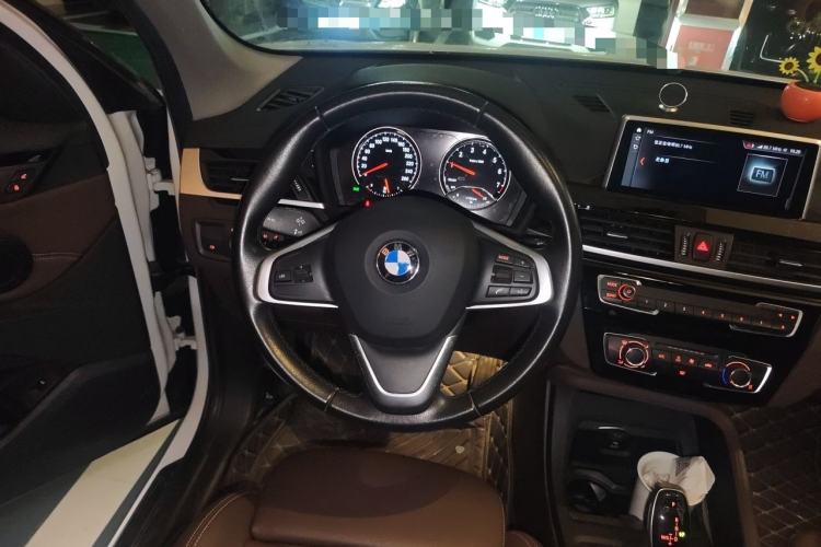 Used BMW X1 2020 sDrive20Li Fashion Model Steering Wheel