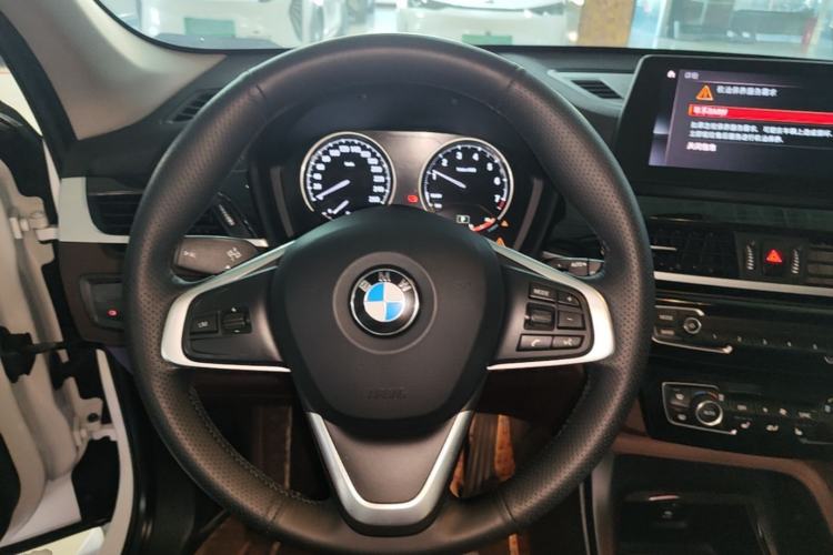 Used BMW X1 2020 sDrive25Li Leading Model Steering Wheel