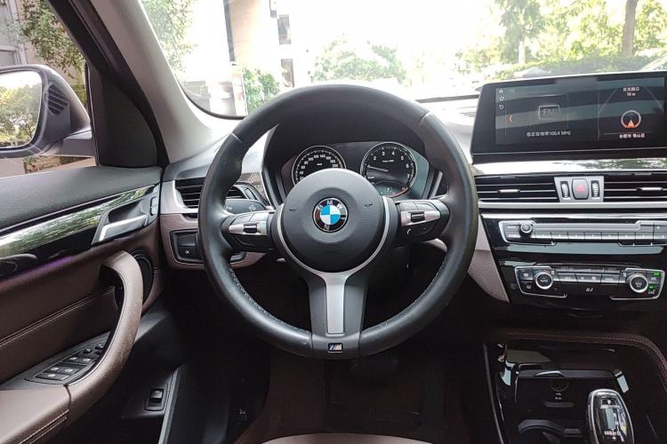 Used BMW X1 2020 sDrive20Li Premium Edition Steering Wheel
