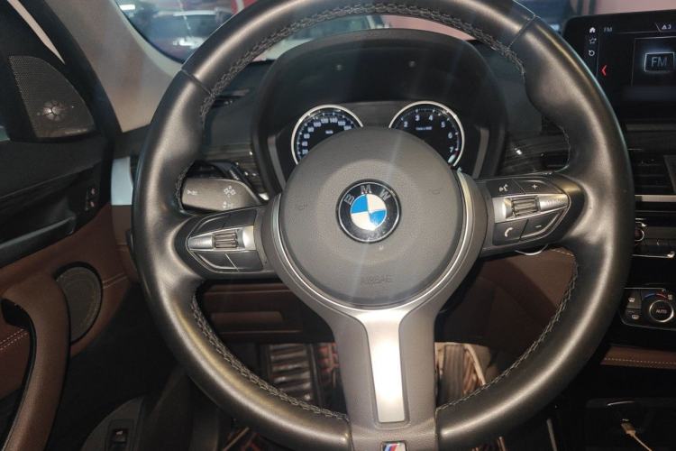 Used BMW X1 2020 xDrive25Li Luxury Edition Steering Wheel
