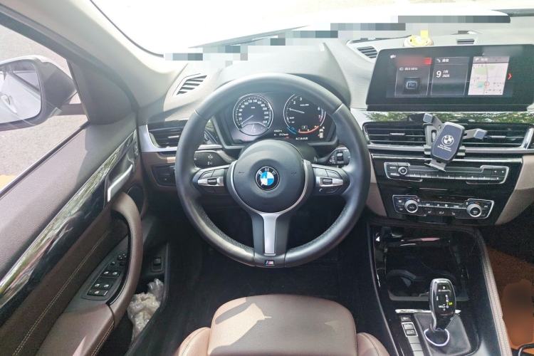 Used BMW X1 2020 sDrive20Li Premium Edition Steering Wheel