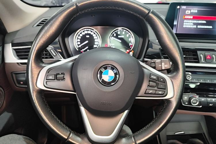 Used BMW X1 2020 sDrive25Li Leading Model Steering Wheel