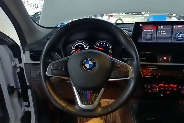 Used BMW X1 2020 sDrive25Li Leading Model Steering Wheel