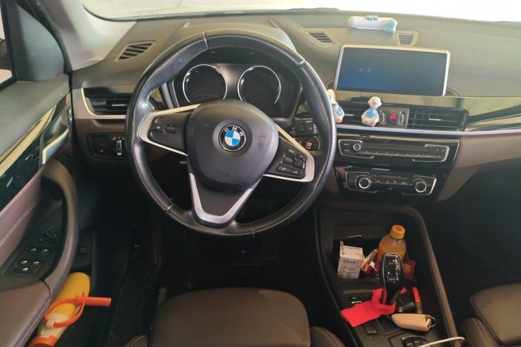 Used BMW X1 2020 sDrive20Li Fashion Model Steering Wheel