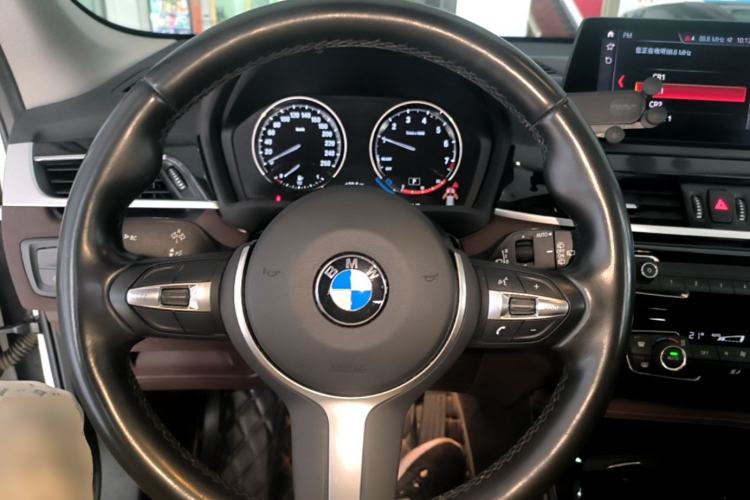 Used BMW X1 2020 sDrive20Li Premium Edition Steering Wheel