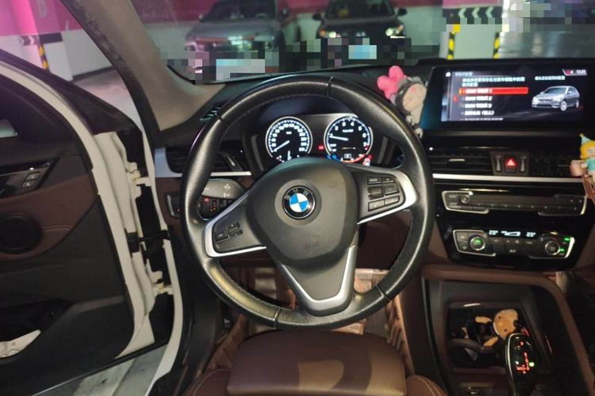 Used BMW X1 2020 sDrive25Li Leading Model Steering Wheel