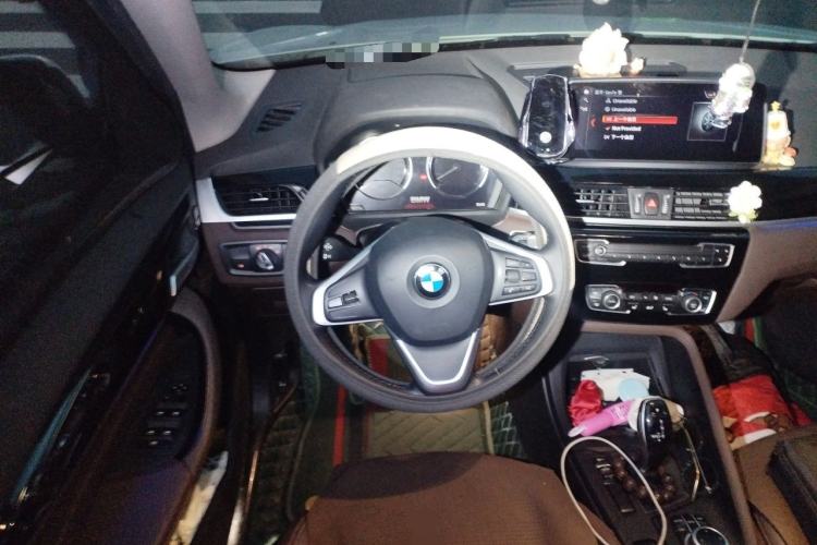 Used BMW X1 2020 sDrive25Li Leading Model Steering Wheel