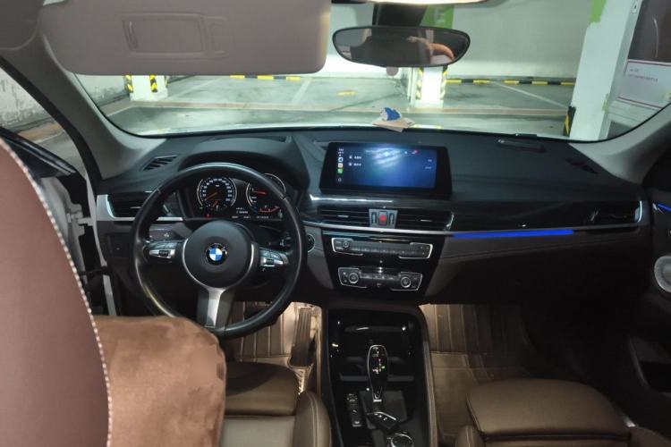 Used BMW X1 2020 xDrive25Li Luxury Edition Steering Wheel