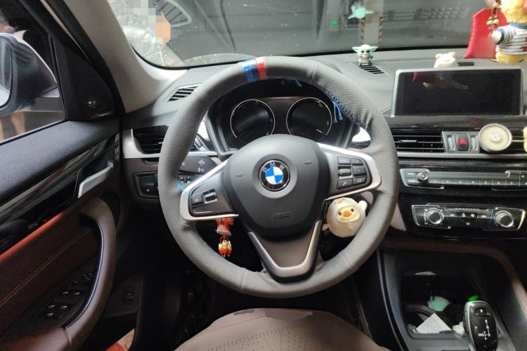 Used BMW X1 2020 sDrive20Li Fashion Model Steering Wheel