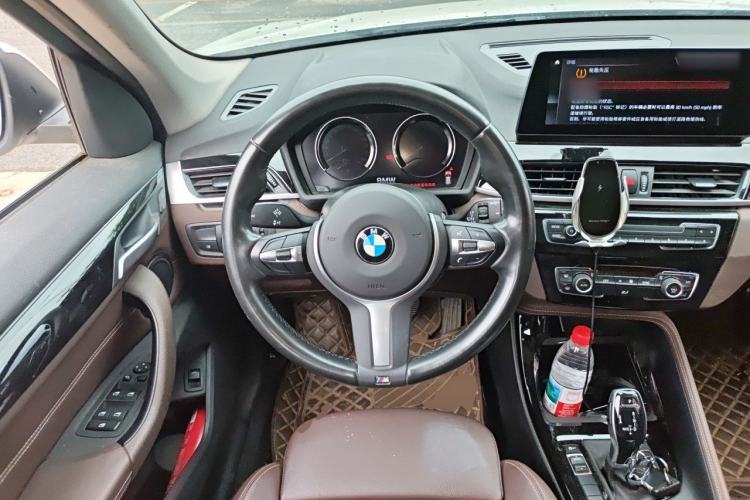Used BMW X1 2020 sDrive20Li Fashion Model Steering Wheel