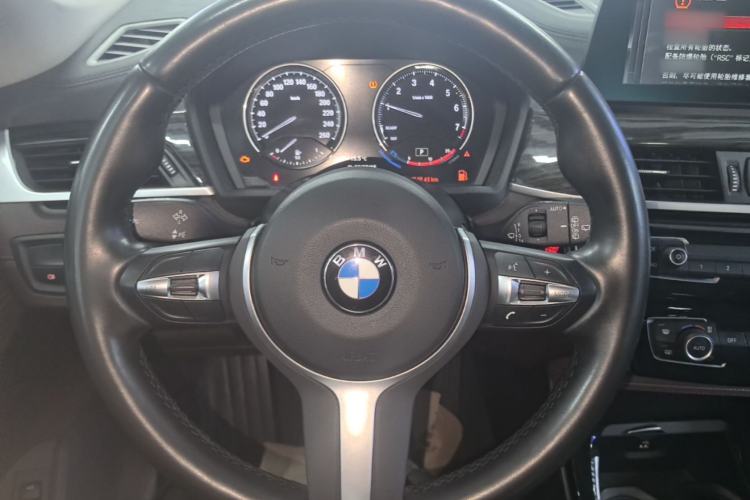 Used BMW X1 2020 xDrive25Li Luxury Edition Steering Wheel