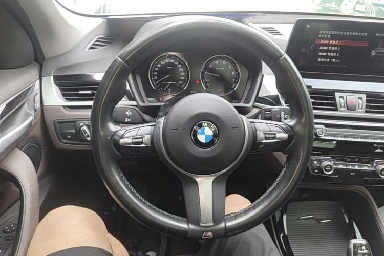 Used BMW X1 2020 sDrive20Li Premium Edition Steering Wheel