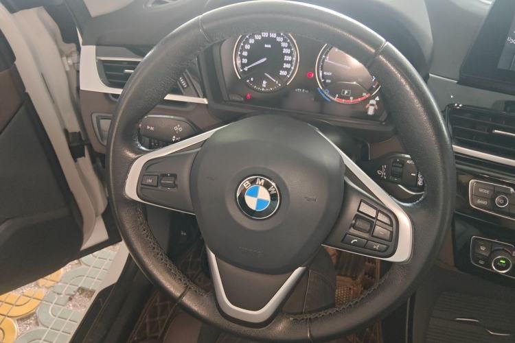 Used BMW X1 2020 sDrive25Li Leading Model Steering Wheel