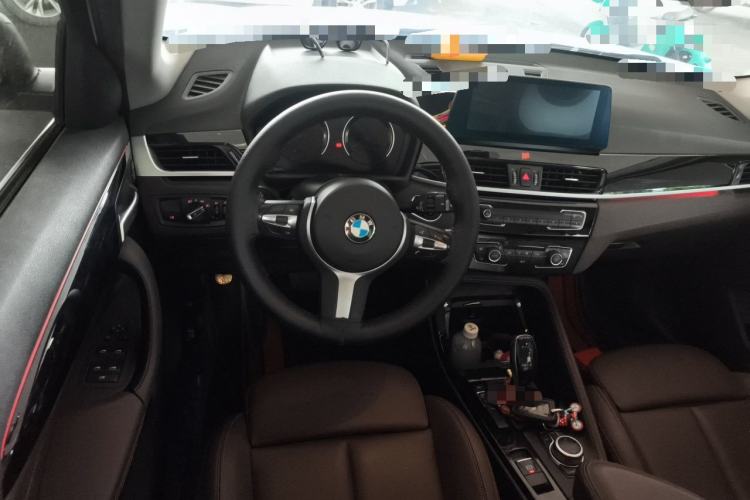 Used BMW X1 2020 sDrive20Li Premium Edition Steering Wheel