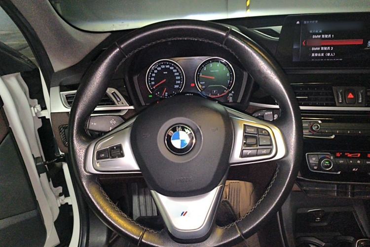 Used BMW X1 2020 sDrive25Li Leading Model Steering Wheel