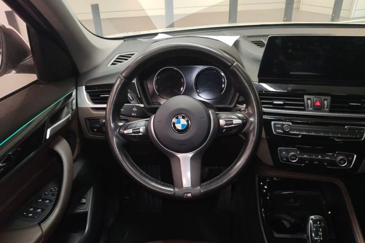 Used BMW X1 2020 sDrive20Li Premium Edition Steering Wheel