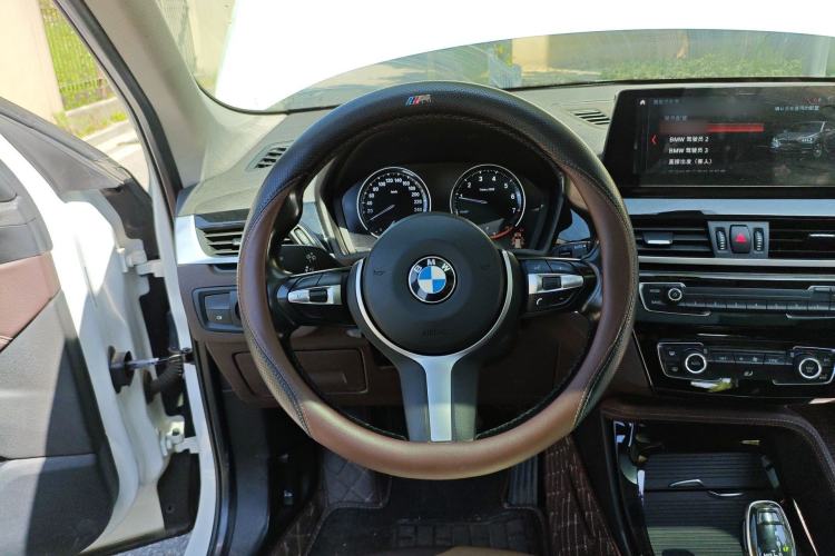 Used BMW X1 2020 sDrive20Li Premium Edition Steering Wheel