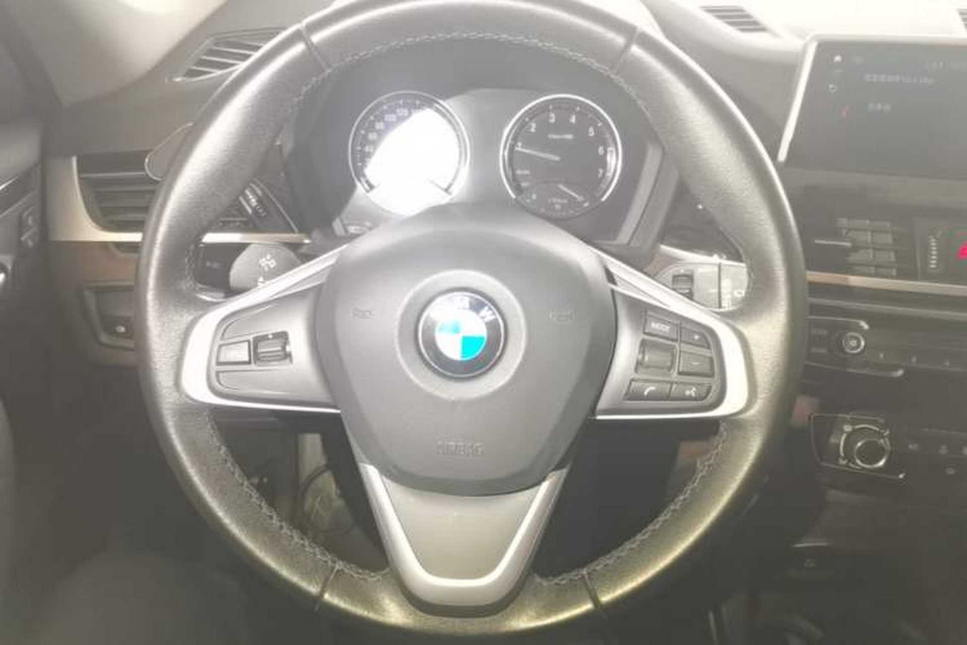 Used BMW X1 2020 sDrive20Li Fashion Model Steering Wheel