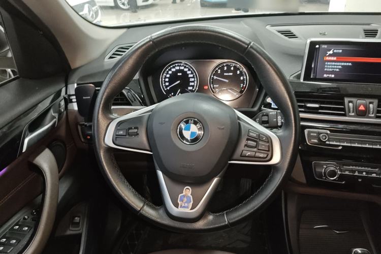 Used BMW X1 2020 sDrive20Li Fashion Model Steering Wheel