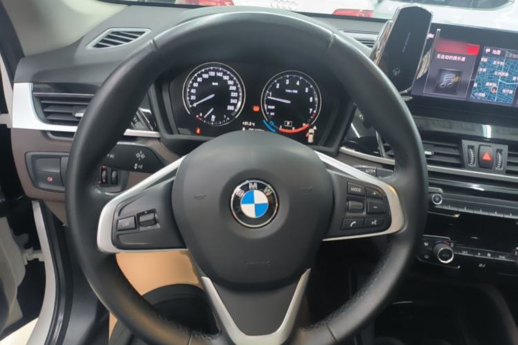 Used BMW X1 2020 sDrive25Li Leading Model Steering Wheel