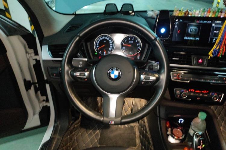 Used BMW X1 2020 sDrive25Li Leading Model Steering Wheel