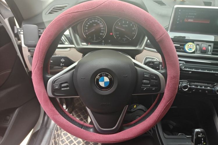 Used BMW X1 2020 sDrive20Li Fashion Model Steering Wheel