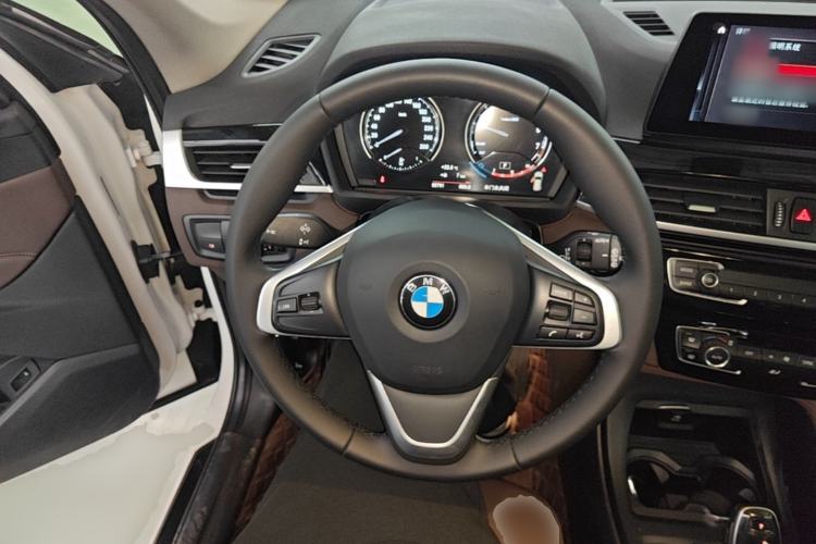 Used BMW X1 2020 sDrive25Li Leading Model Steering Wheel