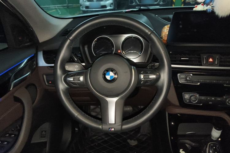 Used BMW X1 2020 sDrive20Li Premium Edition Steering Wheel