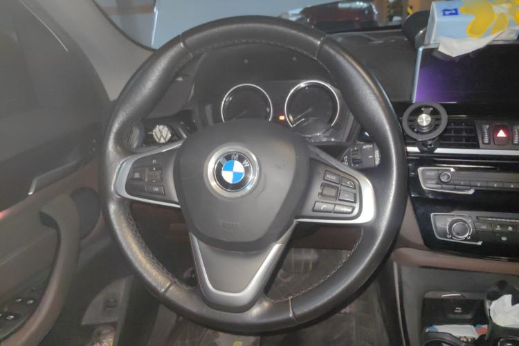 Used BMW X1 2020 sDrive20Li Fashion Model Steering Wheel