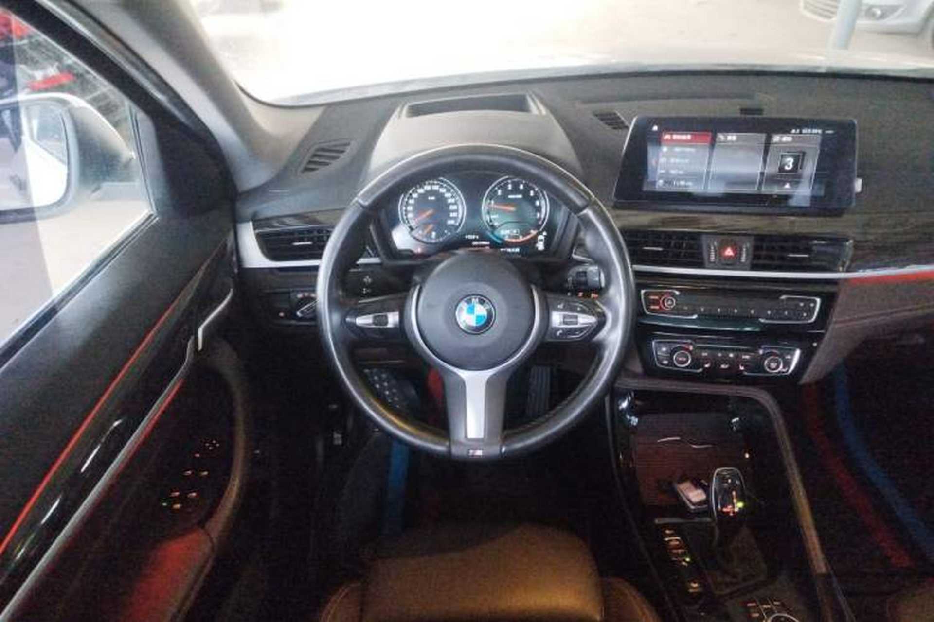 Used BMW X1 2020 xDrive25Li Luxury Edition Steering Wheel