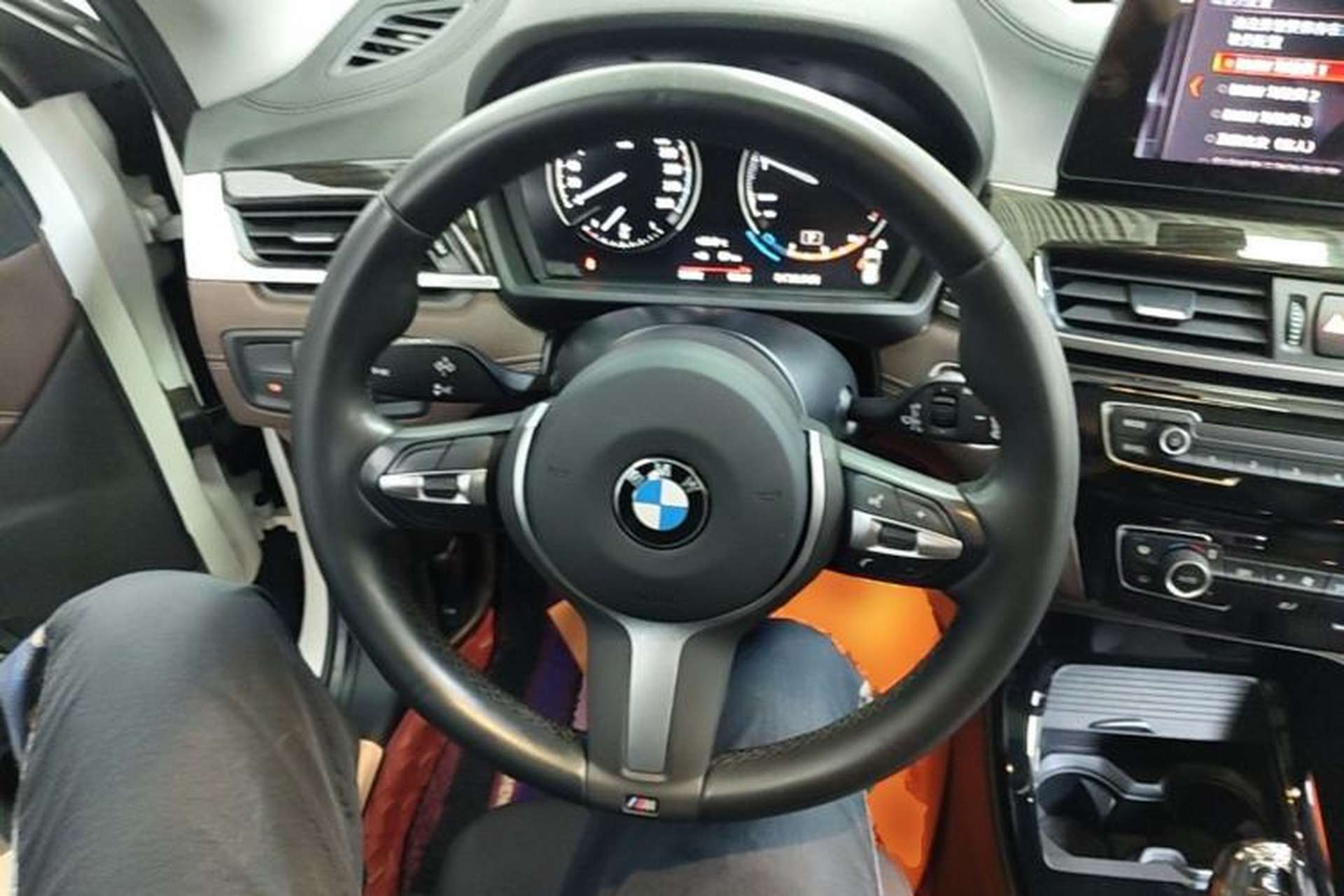 Used BMW X1 2020 xDrive25Li Luxury Edition Steering Wheel