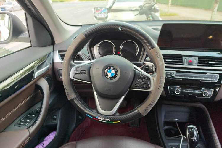 Used BMW X1 2020 sDrive25Li Leading Model Steering Wheel