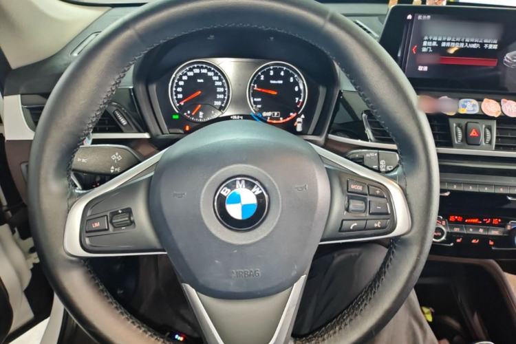 Used BMW X1 2020 sDrive25Li Leading Model Steering Wheel