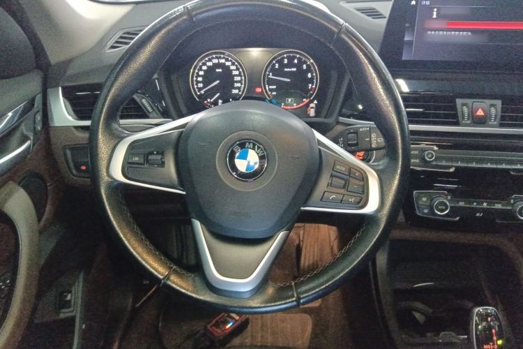 Used BMW X1 2020 sDrive25Li Leading Model Steering Wheel