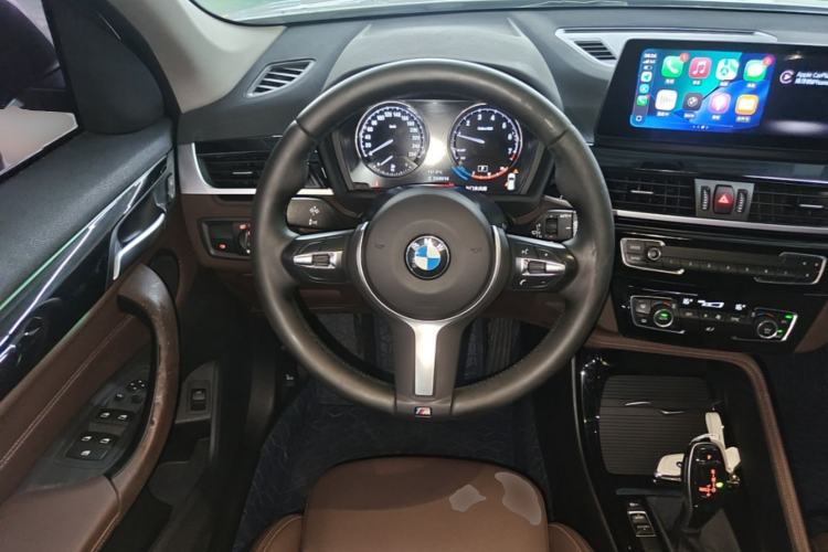 Used BMW X1 2020 sDrive20Li Premium Edition Steering Wheel