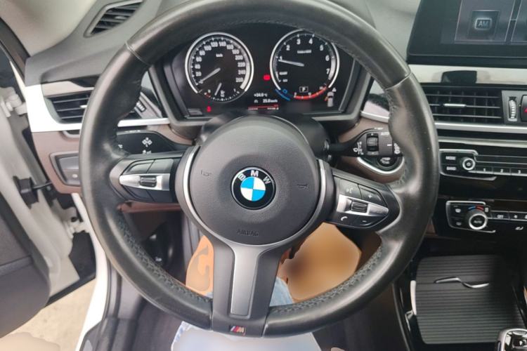 Used BMW X1 2020 sDrive20Li Premium Edition Steering Wheel