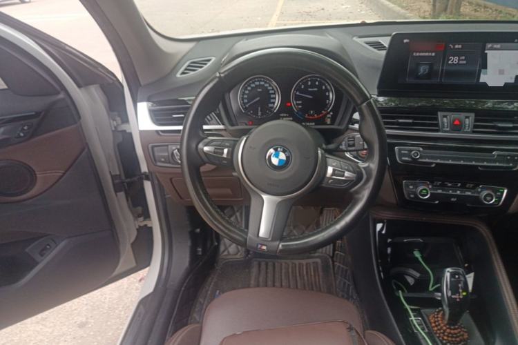 Used BMW X1 2020 sDrive20Li Premium Edition Steering Wheel