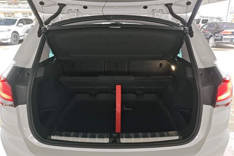 Used BMW X1 2020 sDrive20Li Fashion Model Trunk