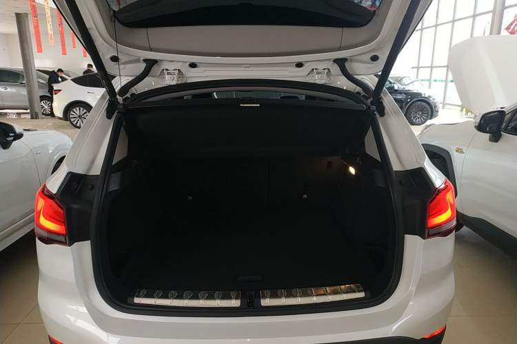 Used BMW X1 2020 sDrive20Li Premium Edition Trunk