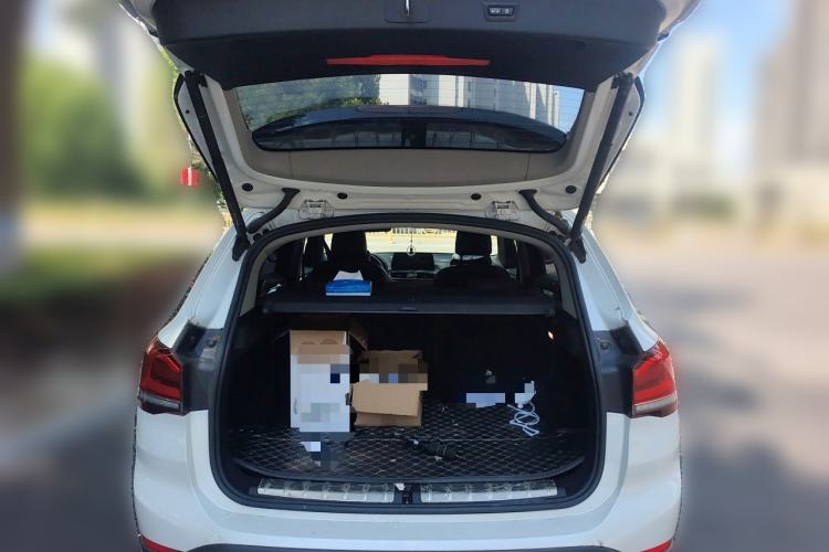 Used BMW X1 2020 sDrive25Li Leading Model Trunk