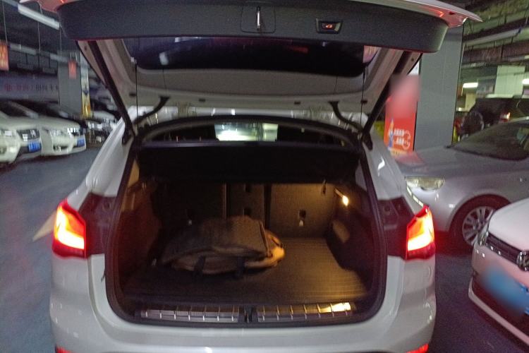 Used BMW X1 2020 sDrive20Li Premium Edition Trunk